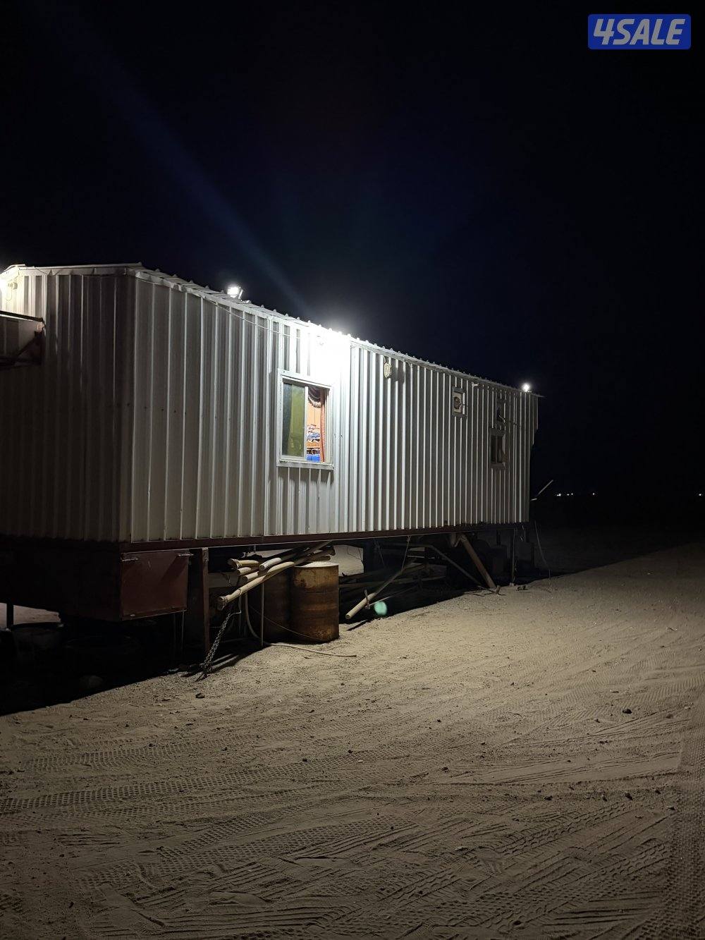 شالية قلص نظيف 10 متر تقريباً عرض 3 متر و نص0