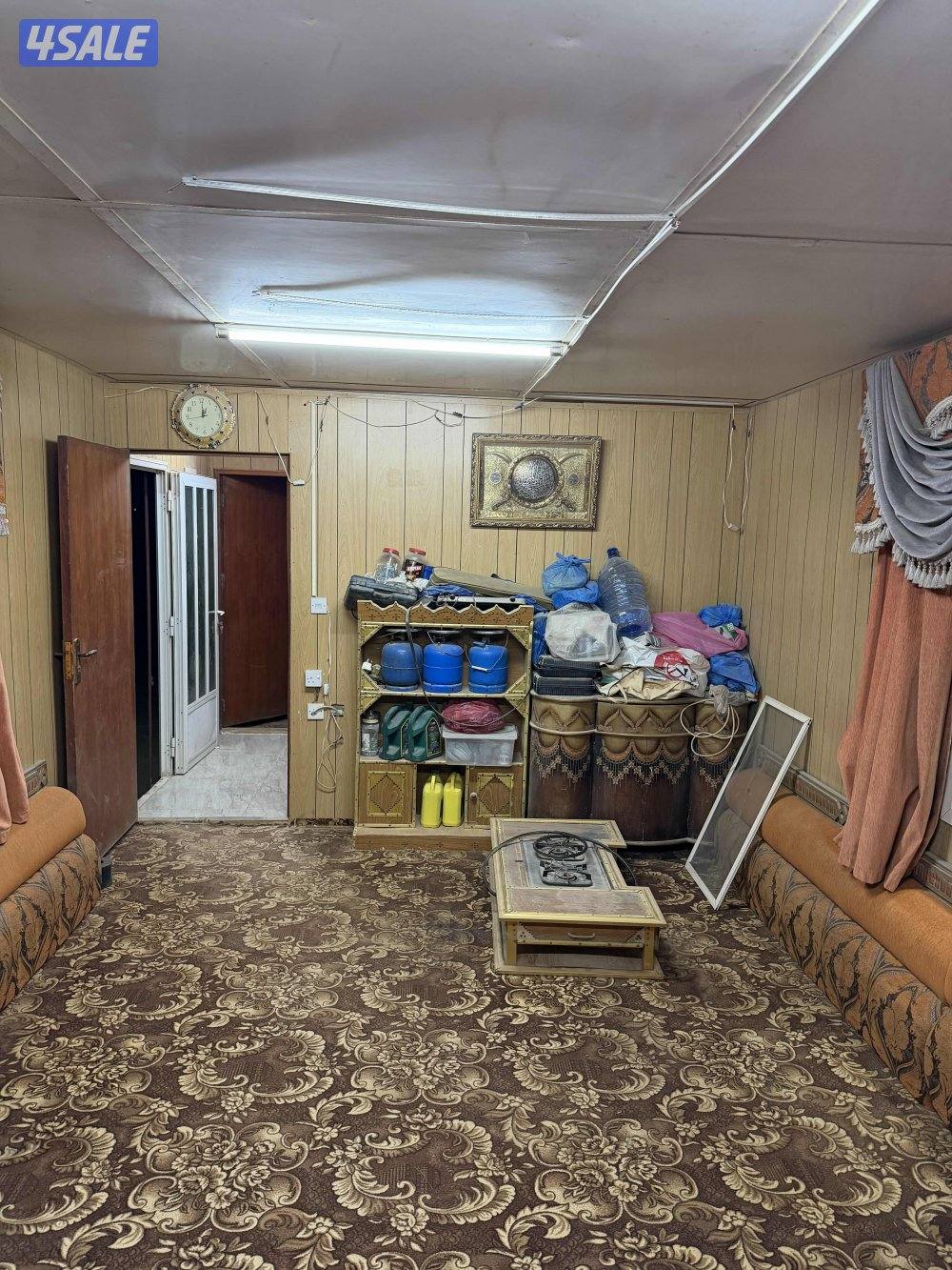 شالية قلص نظيف 10 متر تقريباً عرض 3 متر و نص4