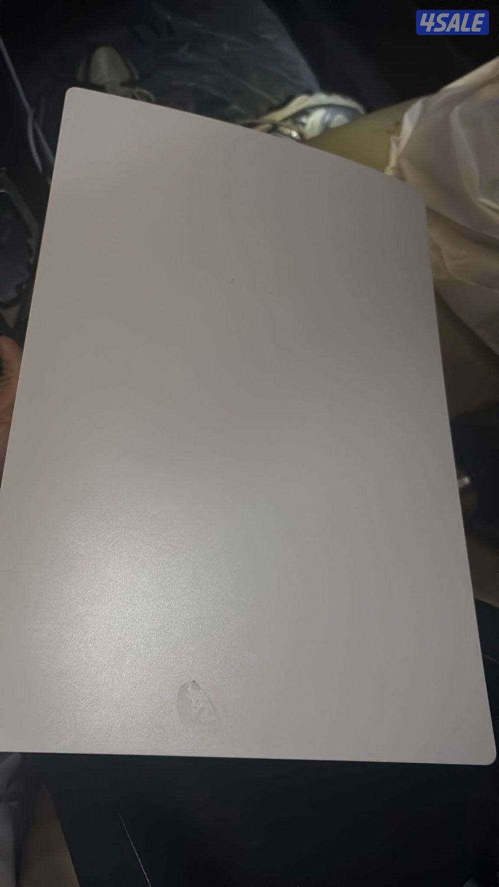 نشتري سوني فور فات متين وسلم وبرو7