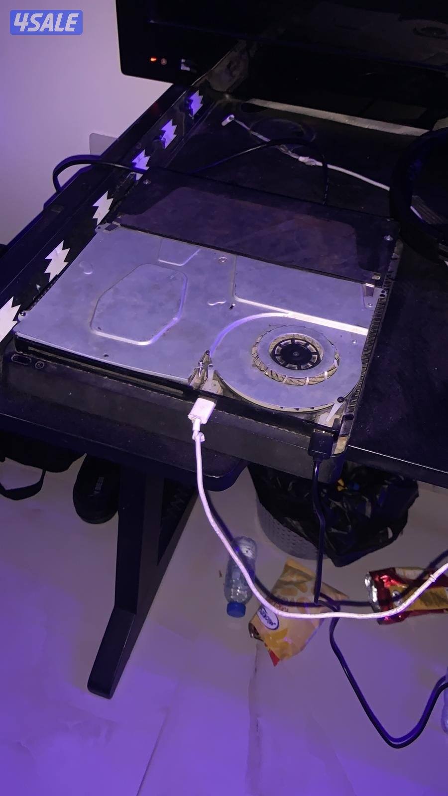 نشتري سوني فور فات متين وسلم وبرو11