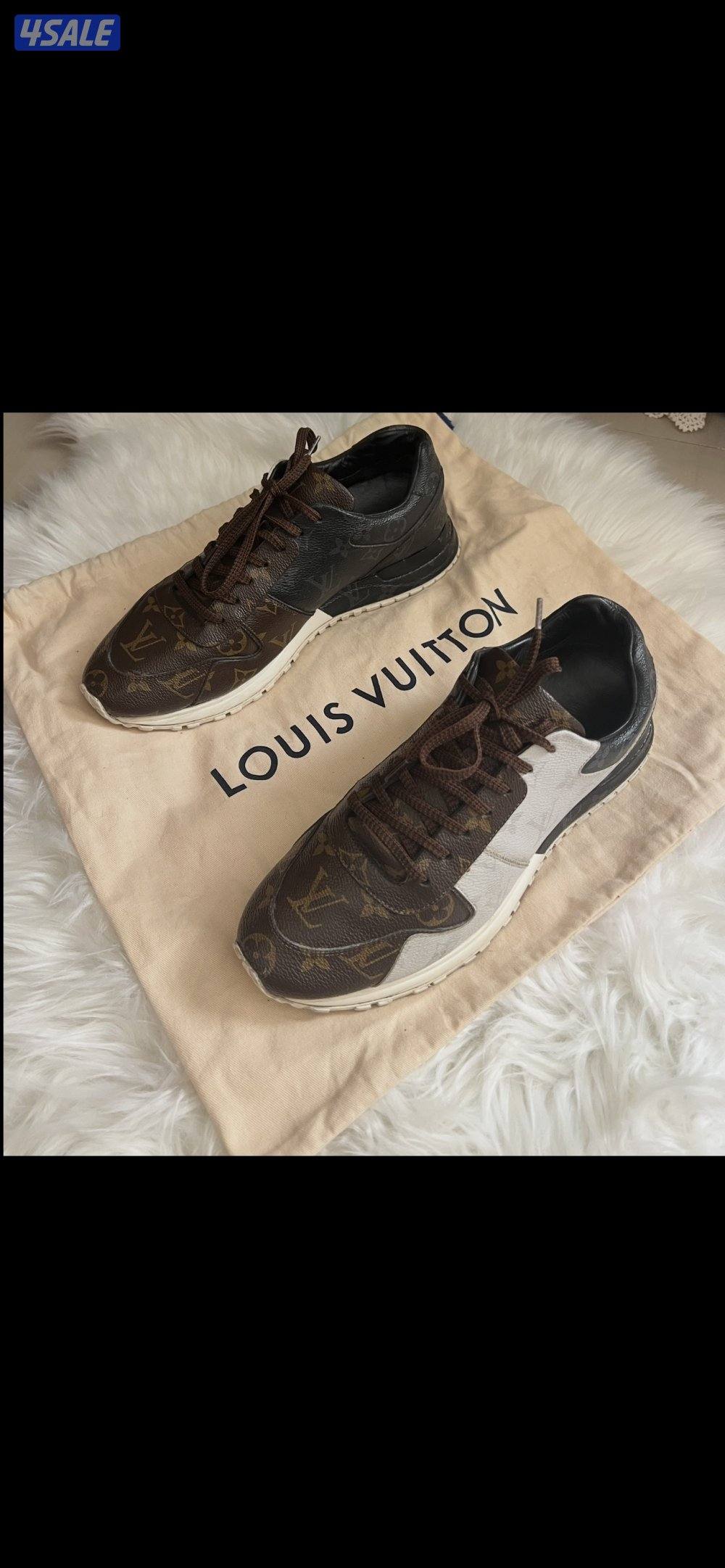 جوتي LV اصلي استعمال خفيف0