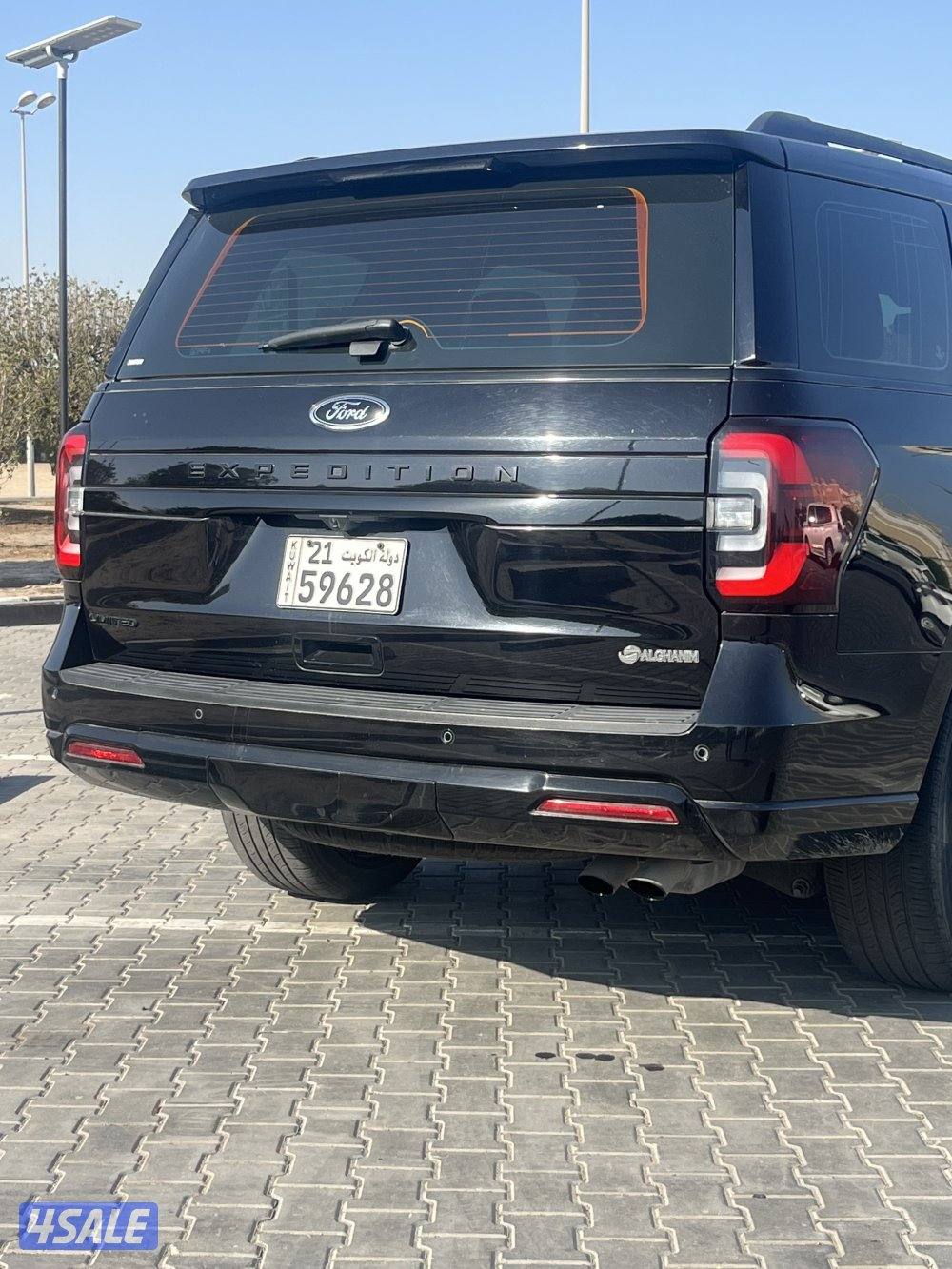 للبيع فورد اكسبيدشن ليمتيد موديل 20223