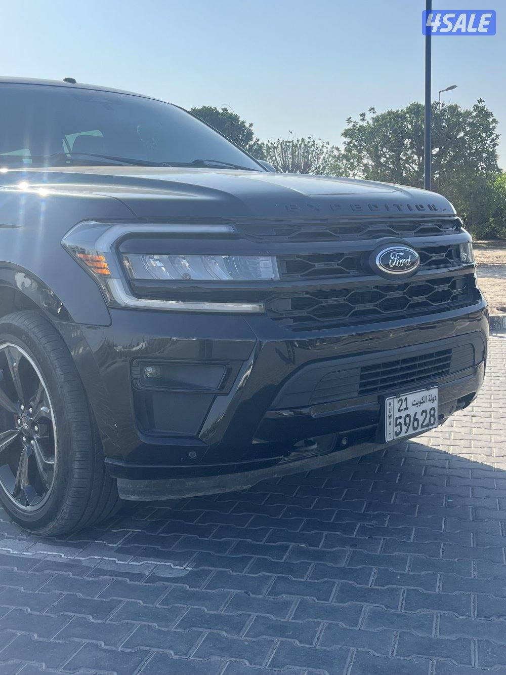 للبيع فورد اكسبيدشن ليمتيد موديل 20224