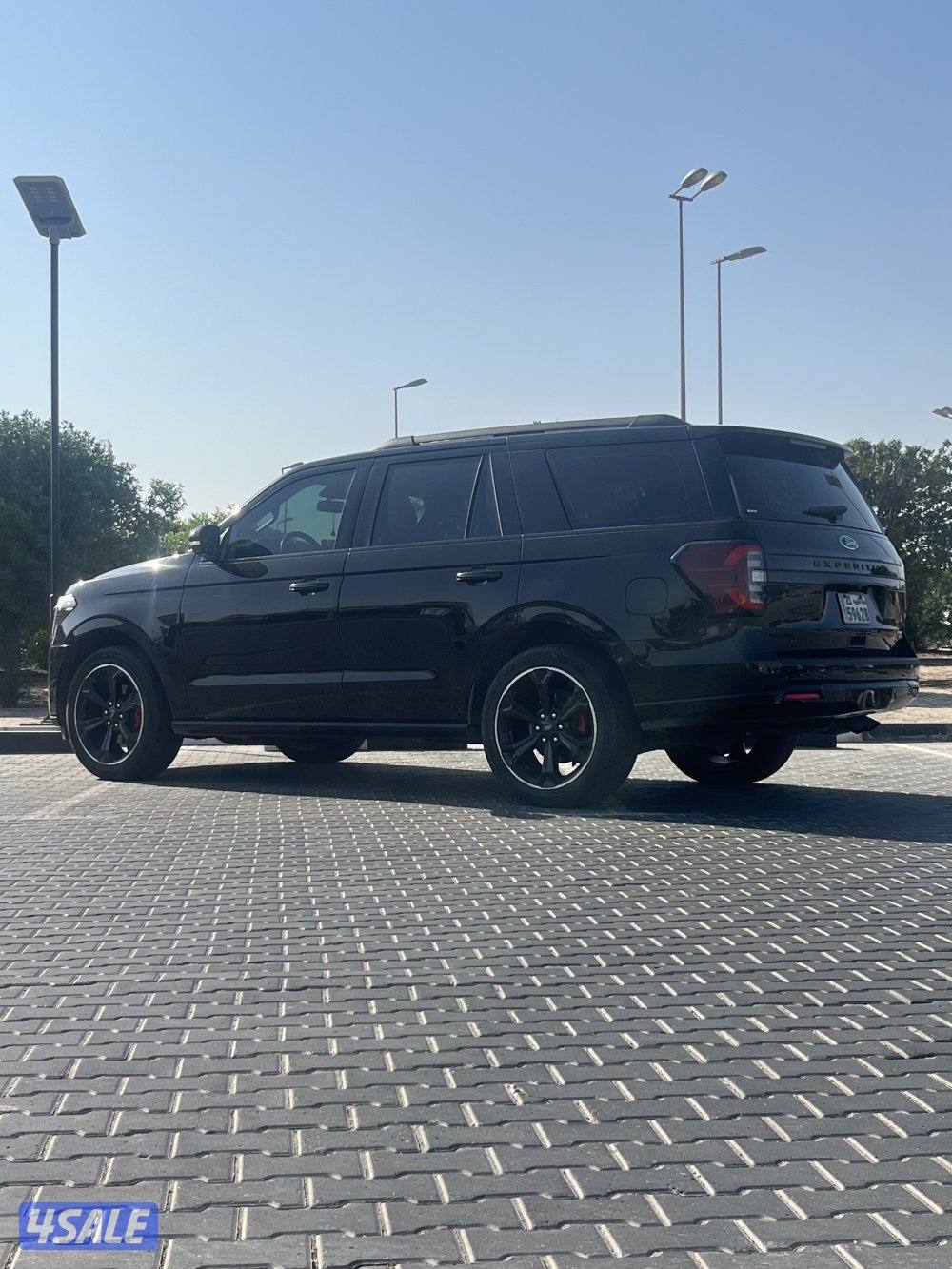 للبيع فورد اكسبيدشن ليمتيد موديل 20226