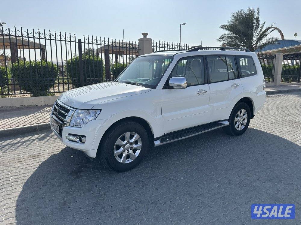 للبيع باجيرو موديل 2016 كامل الموصفات1