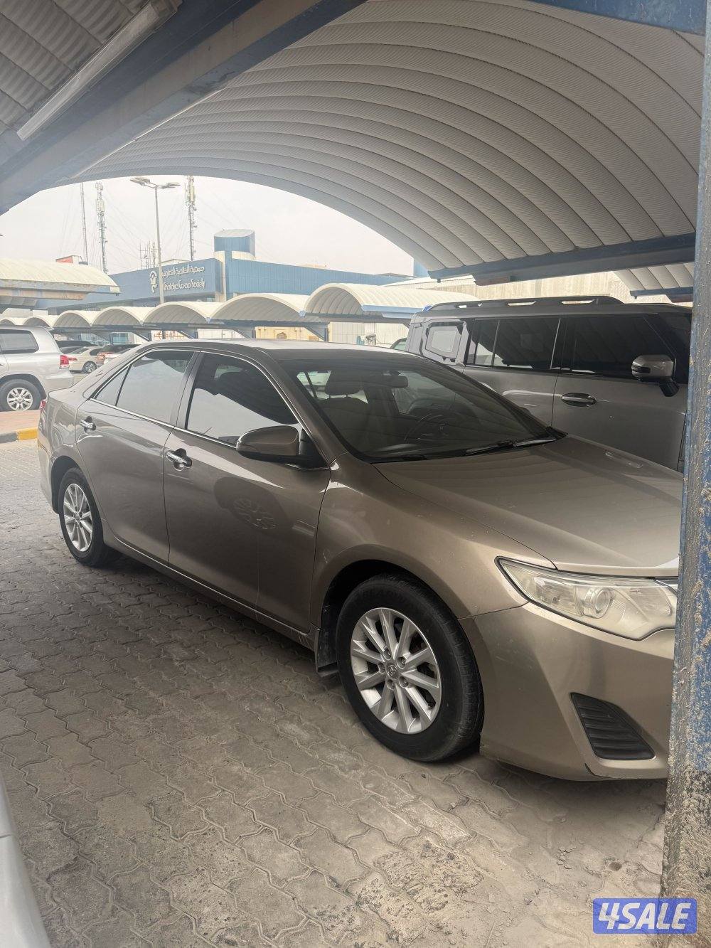 للبيع كامري 20151