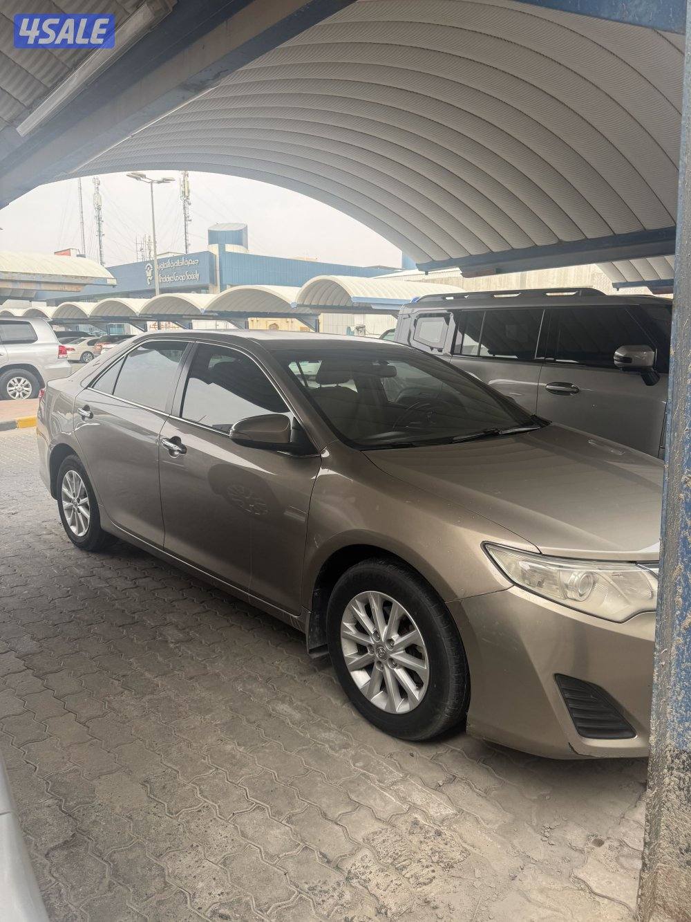 للبيع كامري 20157