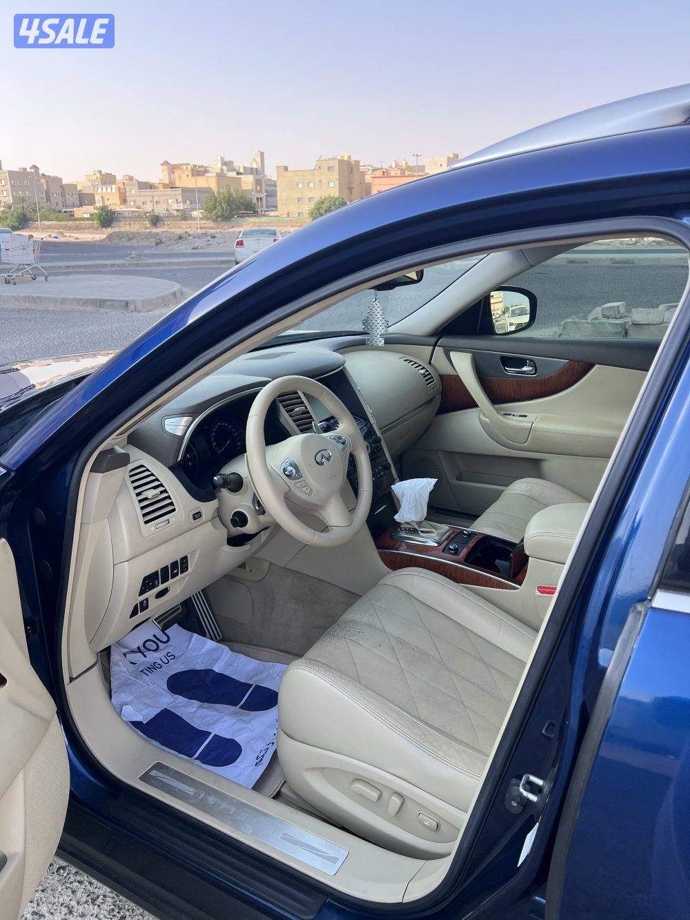 انفينيتي Qx702