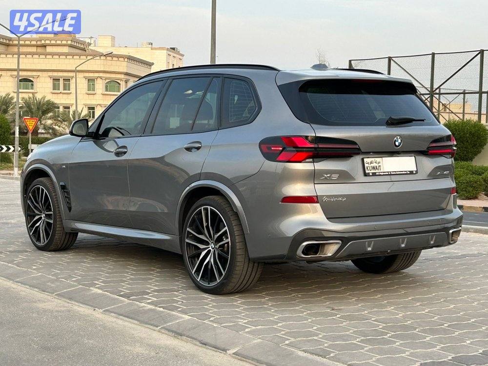 للبيع BMW X5 XDrive 40i /2024 M KiT6