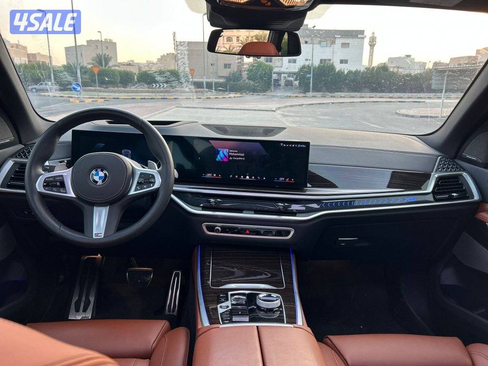 للبيع BMW X5 XDrive 40i /2024 M KiT8