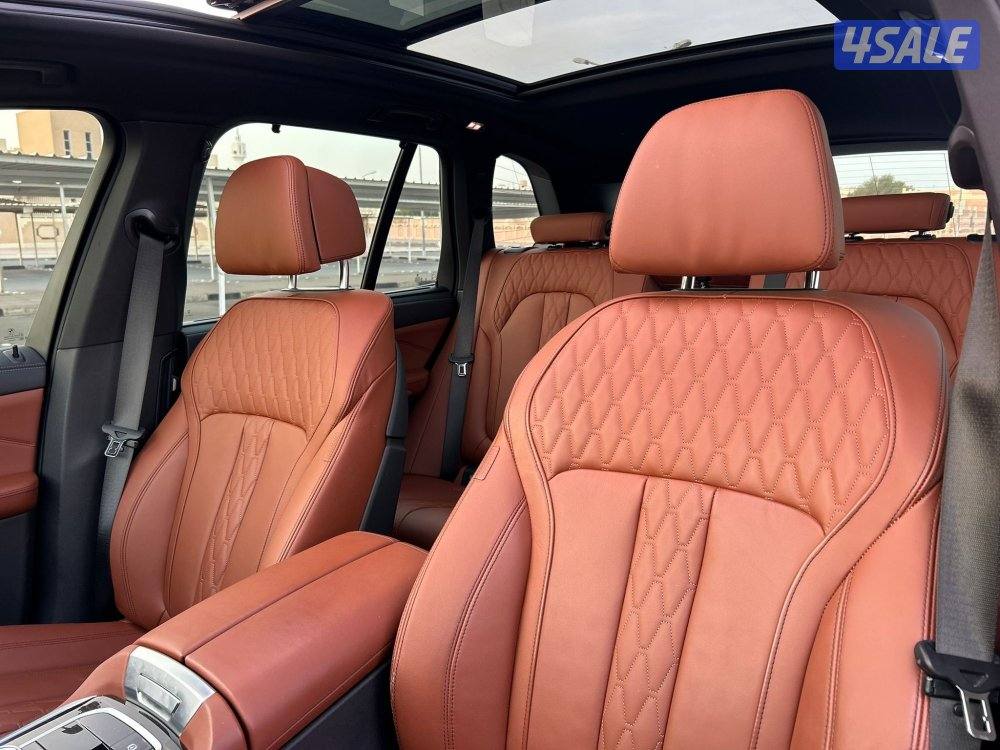 للبيع BMW X5 XDrive 40i /2024 M KiT10