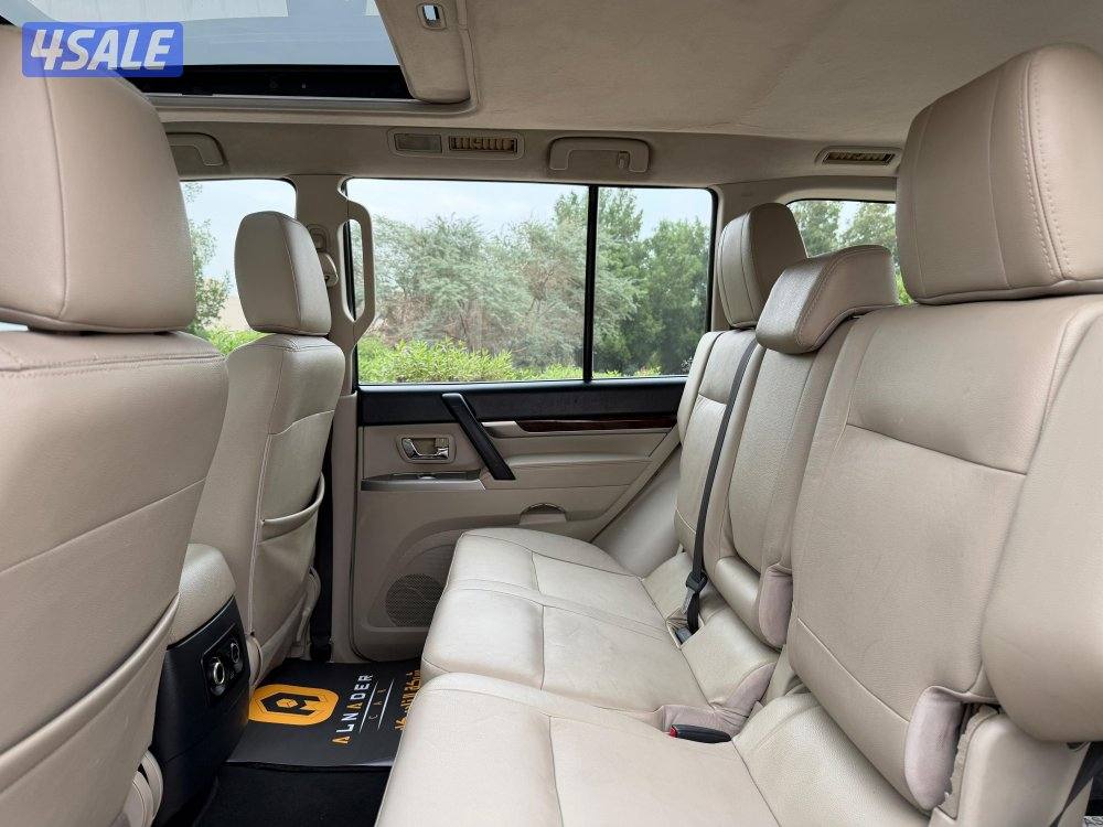 للبيع باجيرو  V6 GLS موديل 2014 وارد الملا11