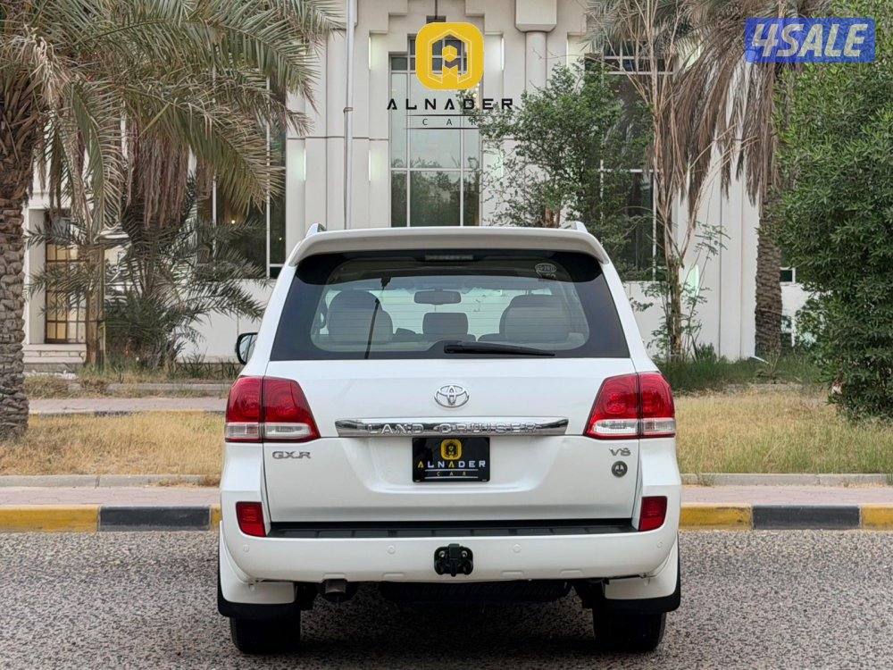 لاند كروزر GX_R V8 موديل 2011 وارد الساير4