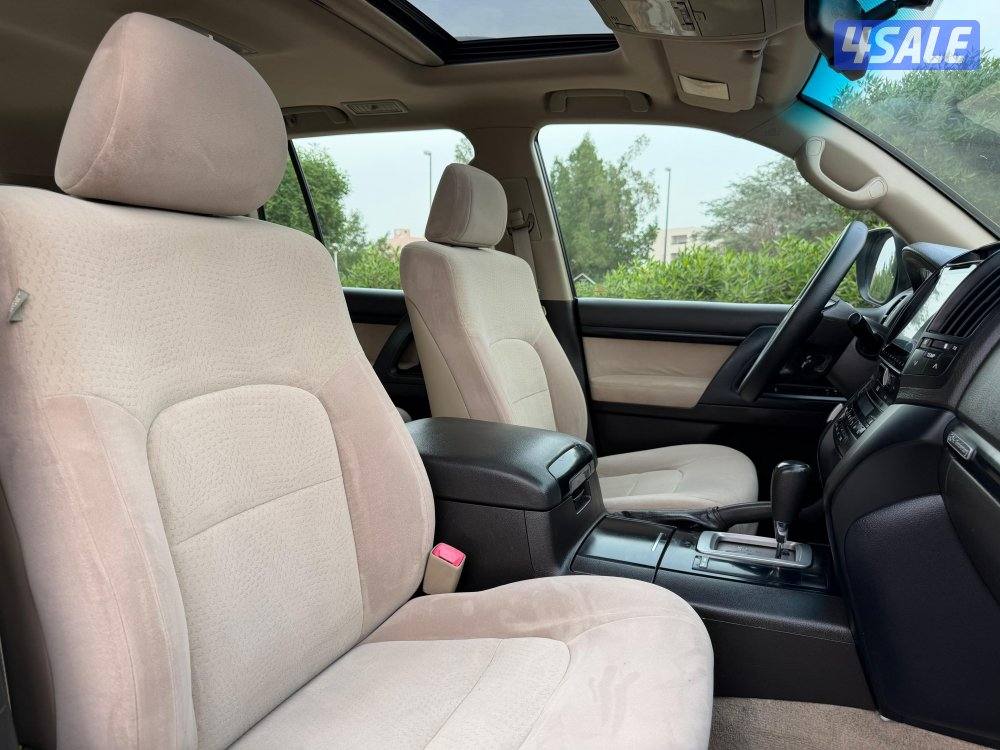 لاند كروزر GX_R V8 موديل 2011 وارد الساير8