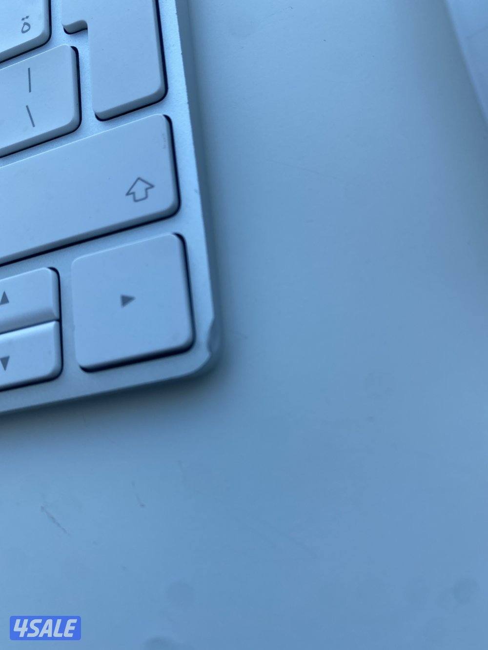 Apple Magic Mouse + Magic keyboard1