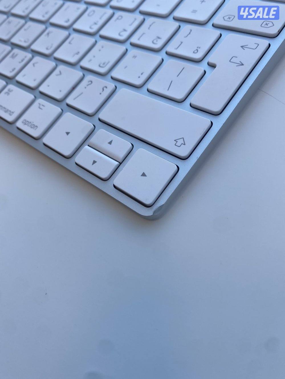 Apple Magic Keyboard + Magic Mouse1