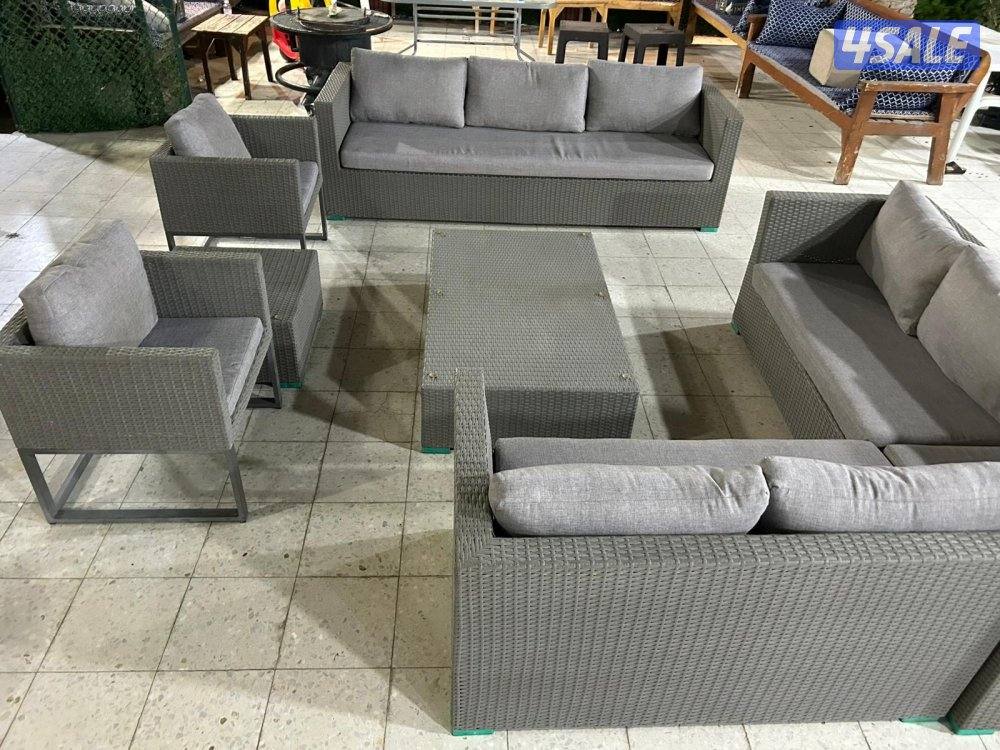 للبيع جلسه خارجيه VIP1