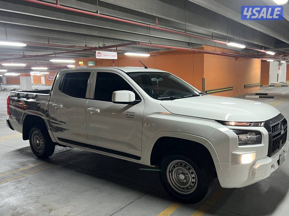 للبيع وانيت 2024 L2003