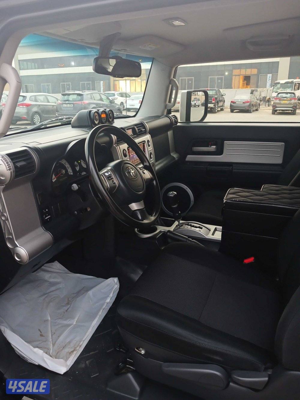 تويوتا FJ موديل 2013 .صبغ الوكالة8