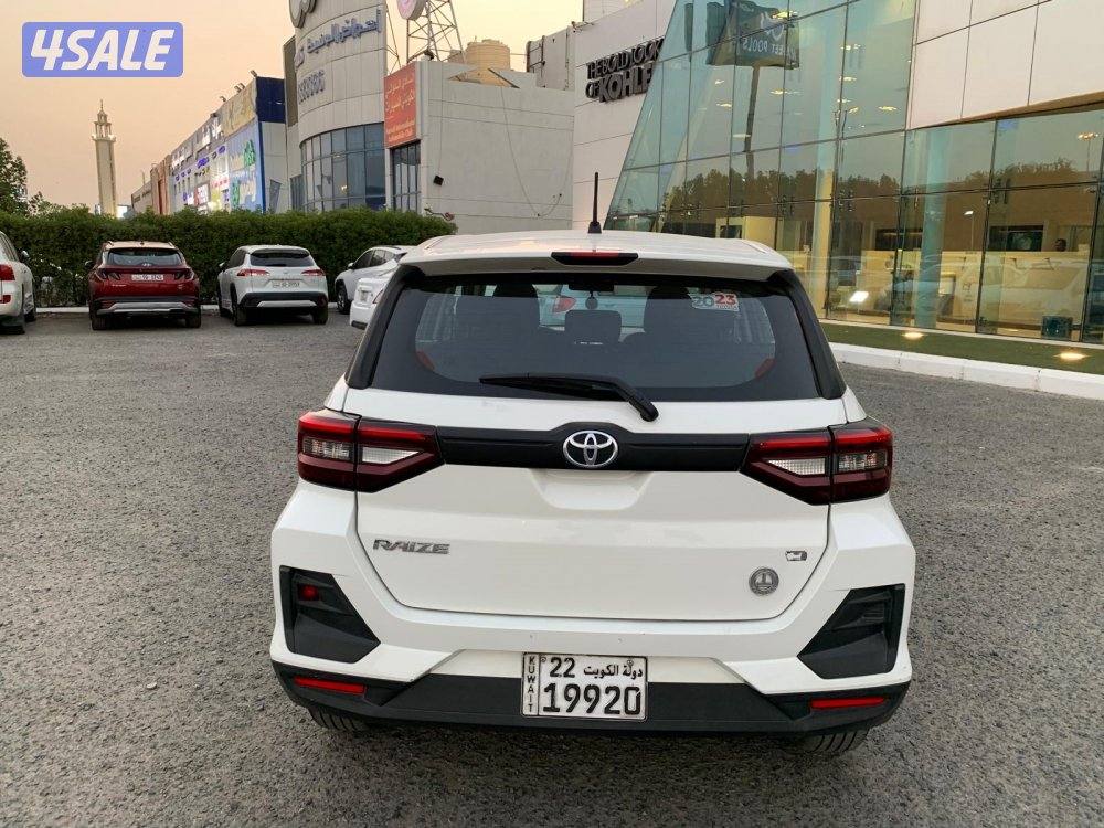 للبيع تايوتا ريز طراز 20235