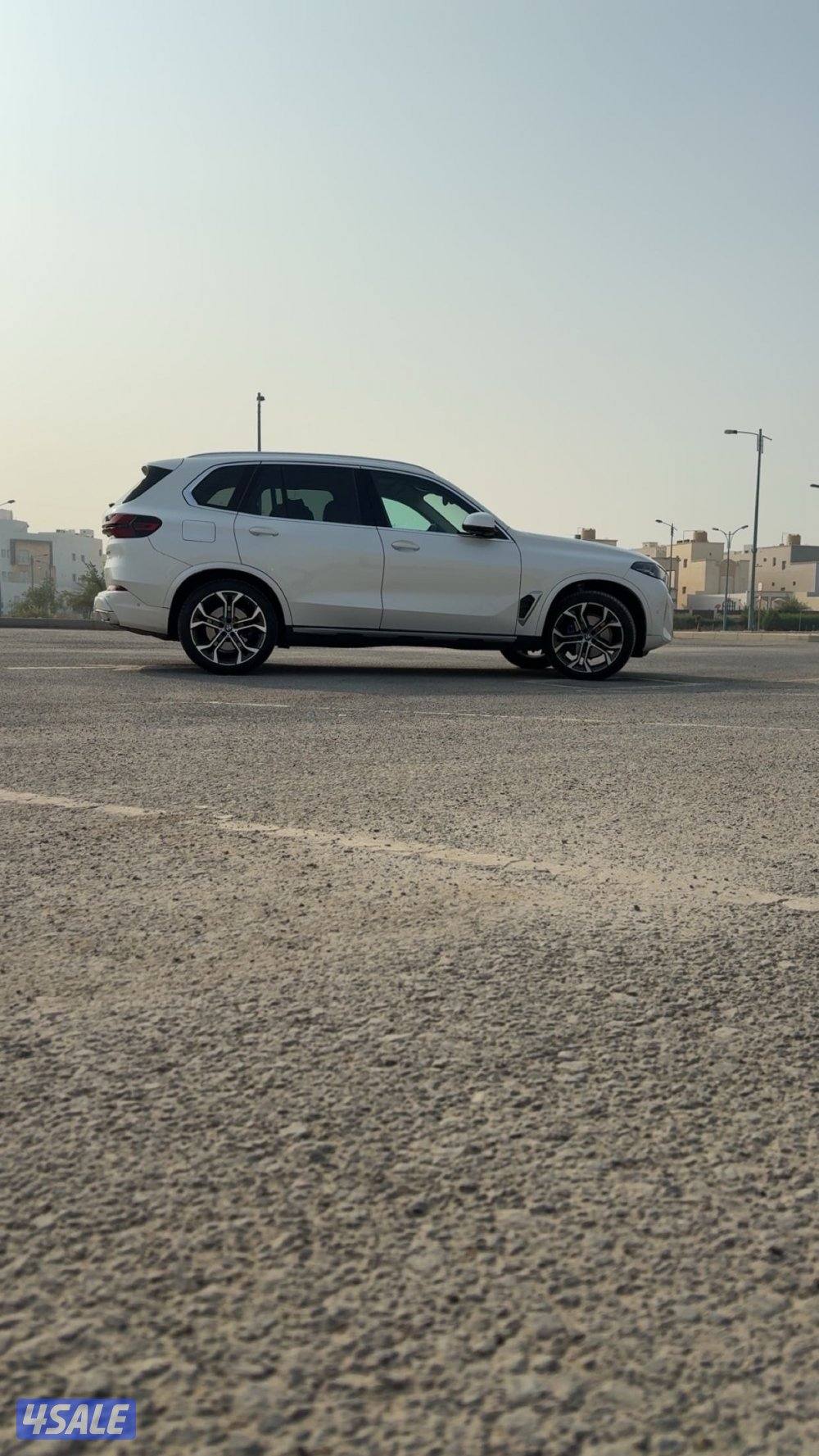 بي ام  2024 نضيف جدا ماشي 34 ألف عليه حميات فوكس كامل و تأمين شامل4