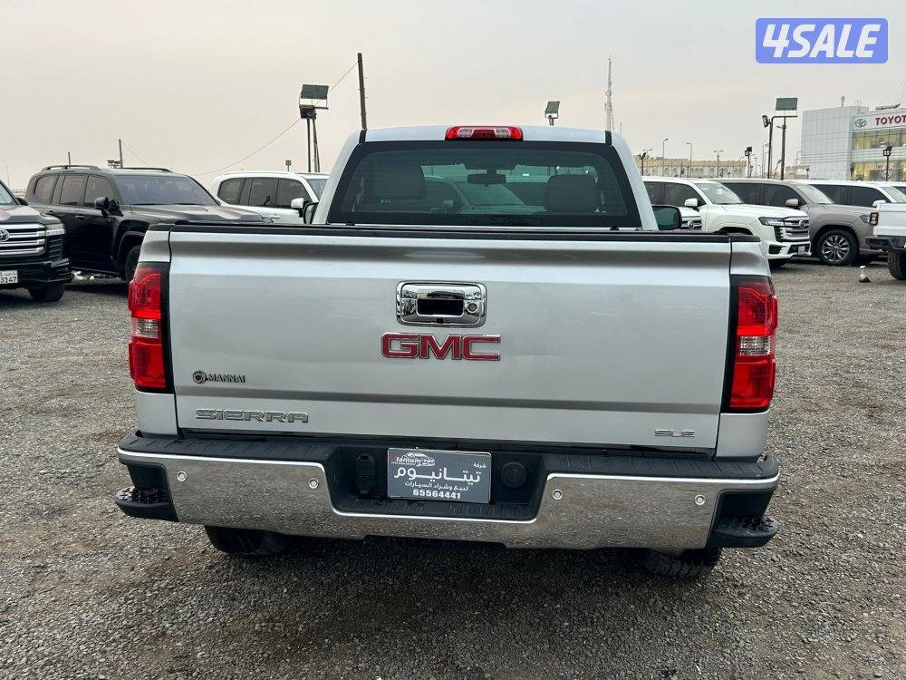 للبيع وانيت سييرا Z712