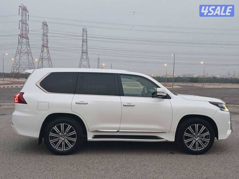 جيب لكزس LX570 موديل 2016 صبغ الوكالة3