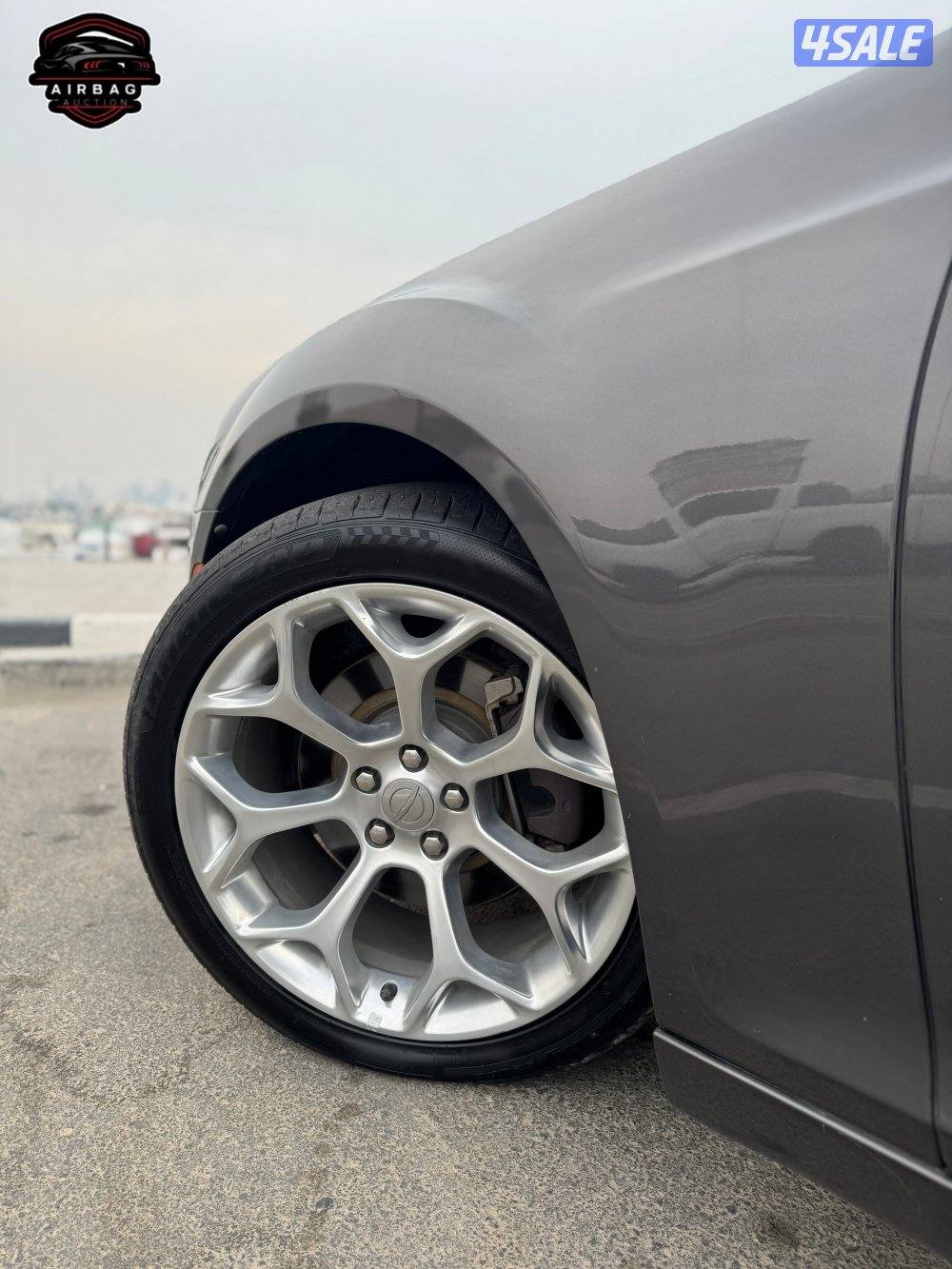 للبيع كرايزلر 300C
موديل 2019 
عداد 93 الف 
8 سلندر  اعلى مواصفات5