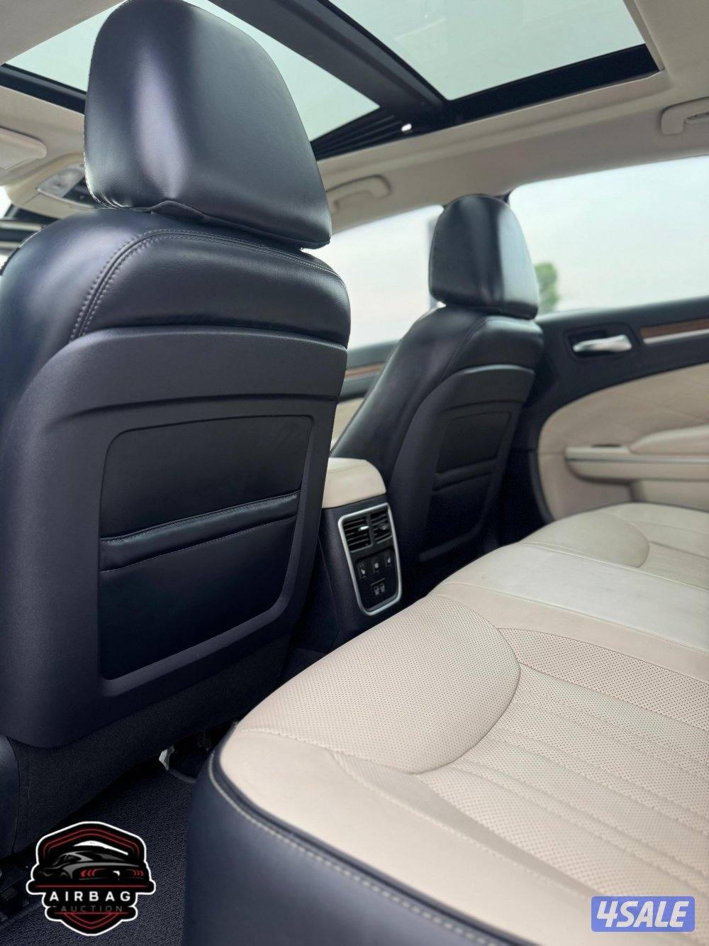 للبيع كرايزلر 300C
موديل 2019 
عداد 93 الف 
8 سلندر  اعلى مواصفات12