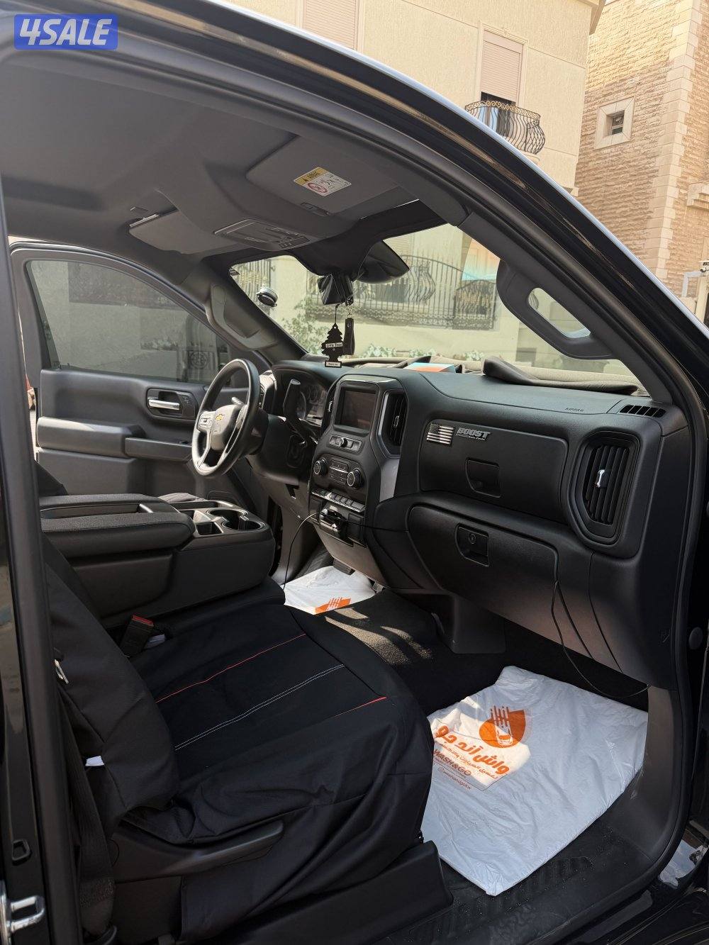 للبيع وانيت سلفرادو LS موديل 2022 / 10غيار/ شريطي. لاتدق4