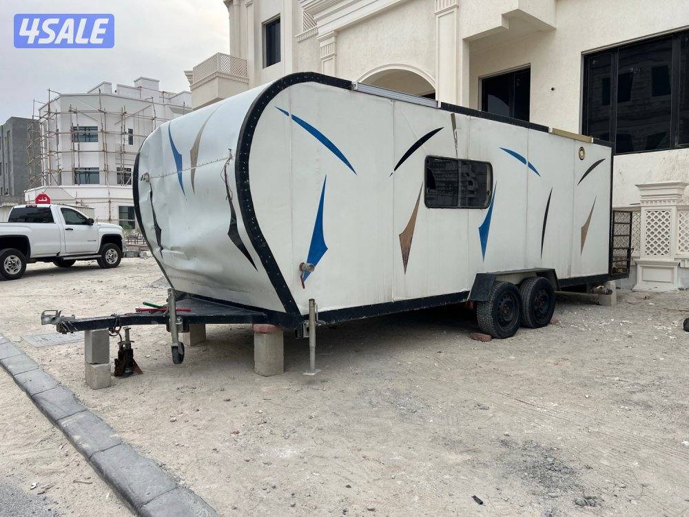 للبيع كرفان امارتي 2023 ساندوتش بانل0