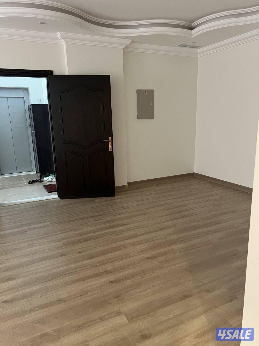 شقه في الرميثيه ق 92