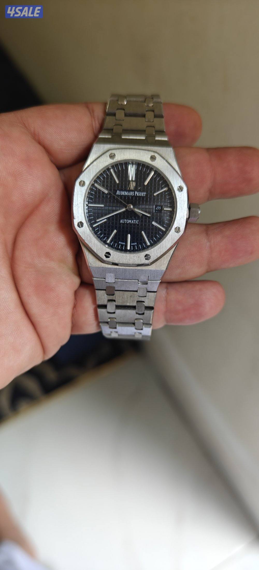 للبيع ساعتين ماتفرق بينهم وبين الاصل4