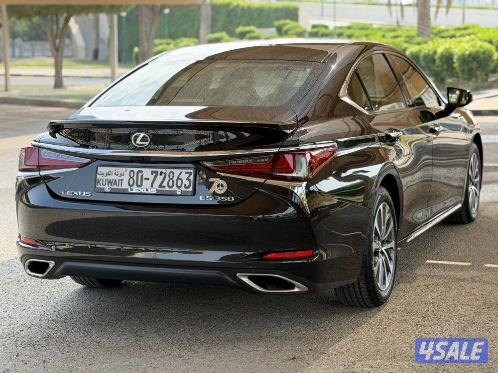 لكزس ES350 عداد 8 الالف كيلو3