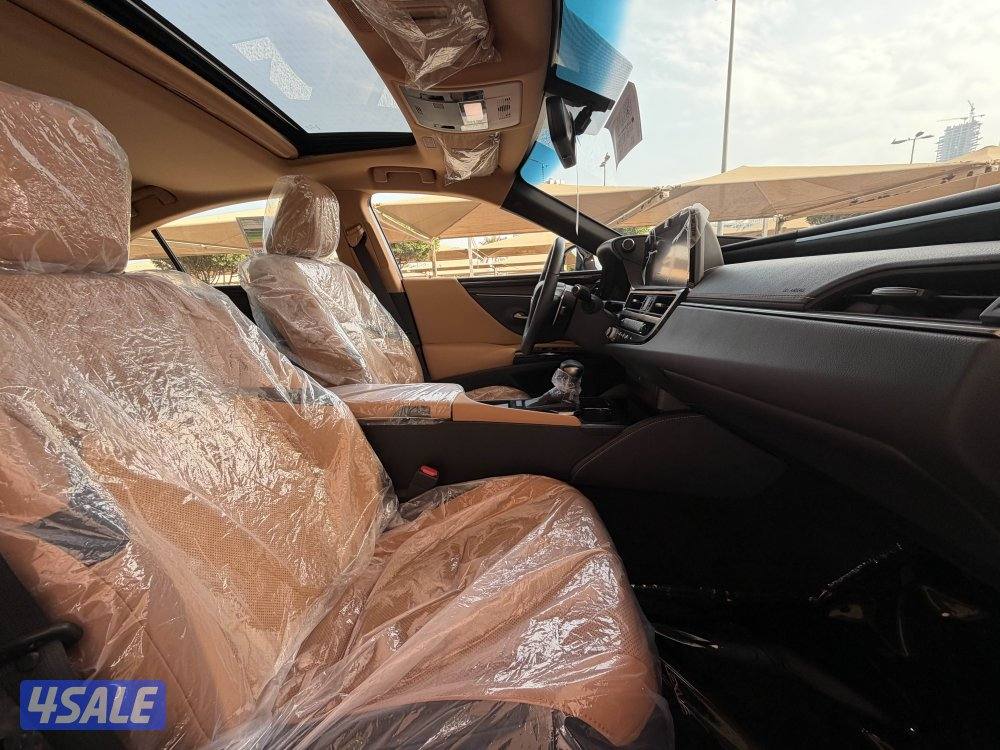 لكزس ES350 عداد 8 الالف كيلو5