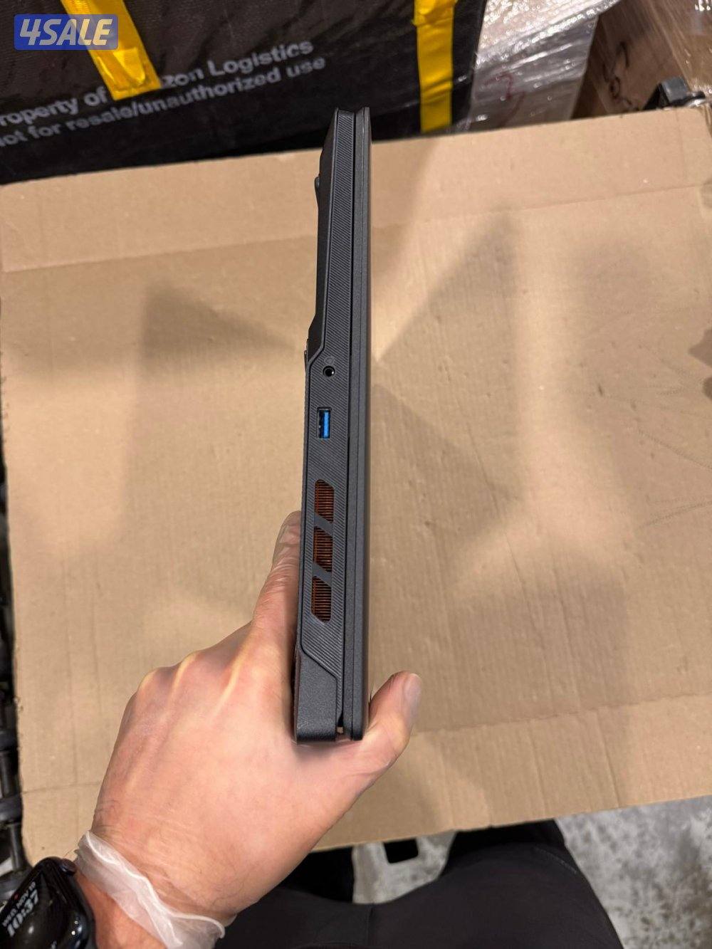 MSI Crosshair 18, 18" 2.5K 240Hz, Intel Ultra 9, RTX 50707