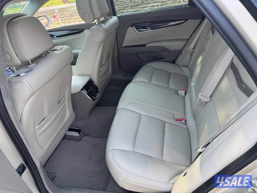 كاديلاك XTS 4 بلاتينيوم 2013 ماشي 40 سيرفس وكاله نظيف جدا شرط الفحص7