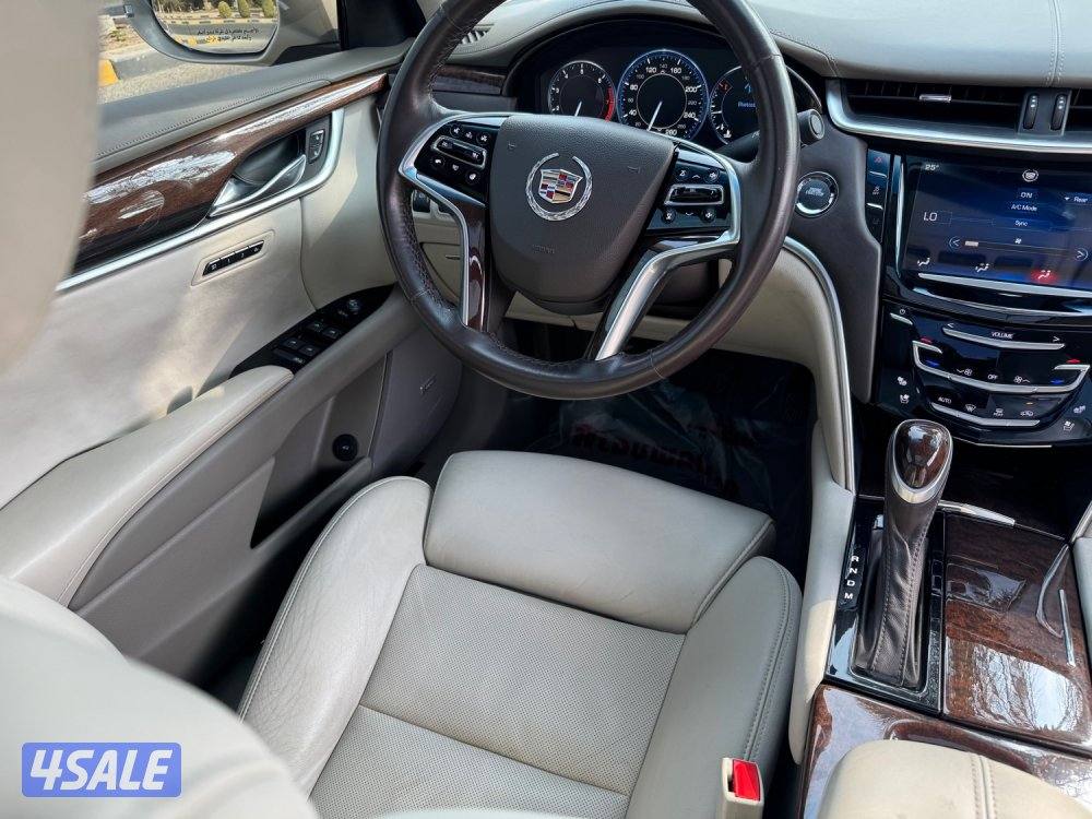 كاديلاك XTS 4 بلاتينيوم 2013 ماشي 40 سيرفس وكاله نظيف جدا شرط الفحص8