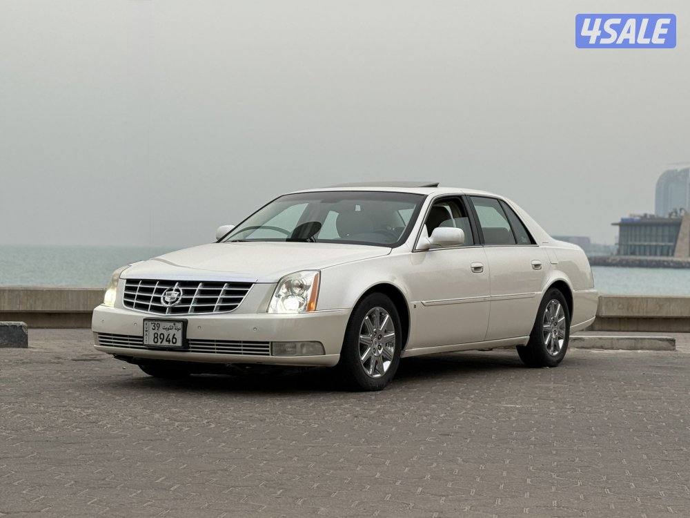 للبيع كاديلاك DTS موديل 2009 / عداد 72 ألف فقط كامل المواصفات0