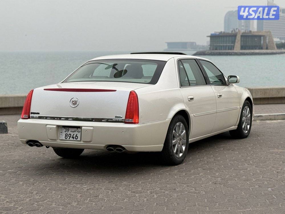 للبيع كاديلاك DTS موديل 2009 / عداد 72 ألف فقط كامل المواصفات11