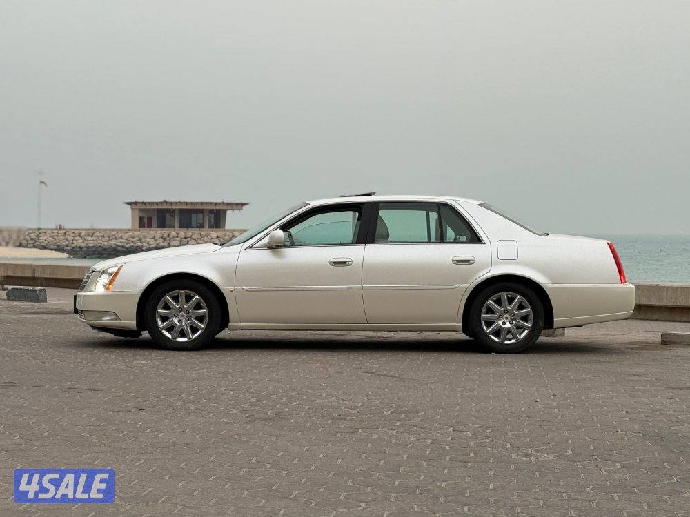 للبيع كاديلاك DTS موديل 2009 / عداد 72 ألف فقط كامل المواصفات12