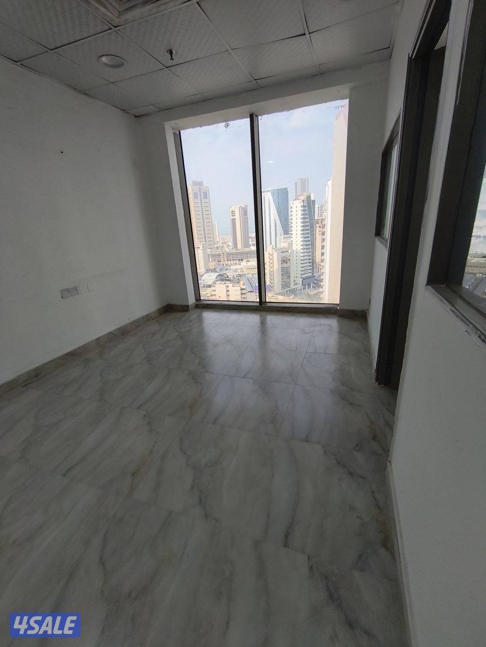 مكاتب و محلات تجارية للايجار في المرقاب قطعة 1 شارع عبدالله المبارك3