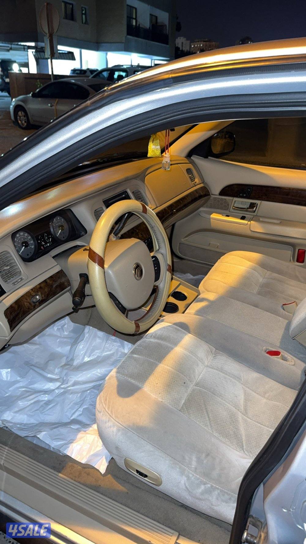 جراند ماركيز 2010 بحاله الوكاله2