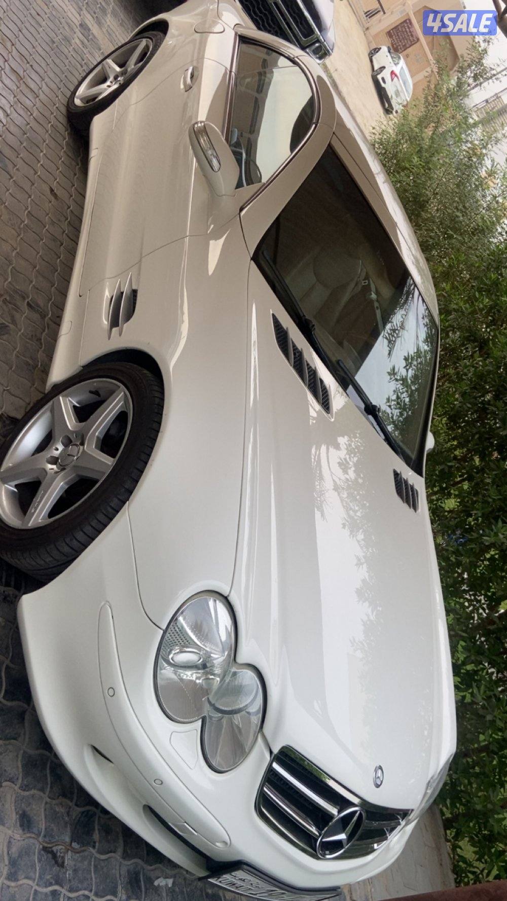 للبيع  بنز SL 350 ماشي 187 فقط وكالة البشر2005 مفتاحين0