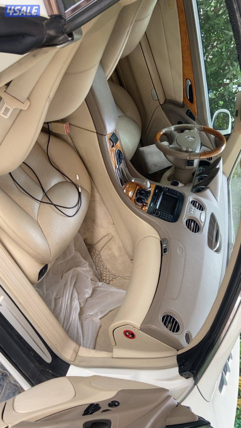 للبيع  بنز SL 350 ماشي 187 فقط وكالة البشر2005 مفتاحين3