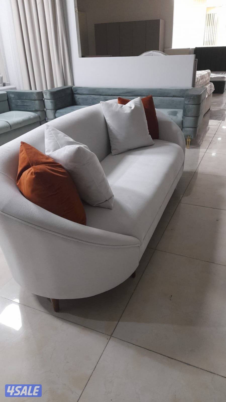 تنجيد وتفصال جميع الجلسات الأمريكي البناني وجميع الأطقم والستاير خام و1