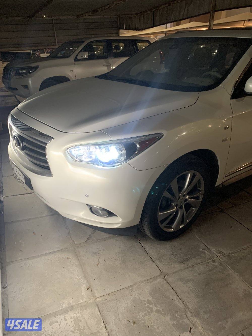 للبيع إنفينيتي QX60 كامل المواصفات ، ماشي 161,000 km فقط ، بيعة سريعة2