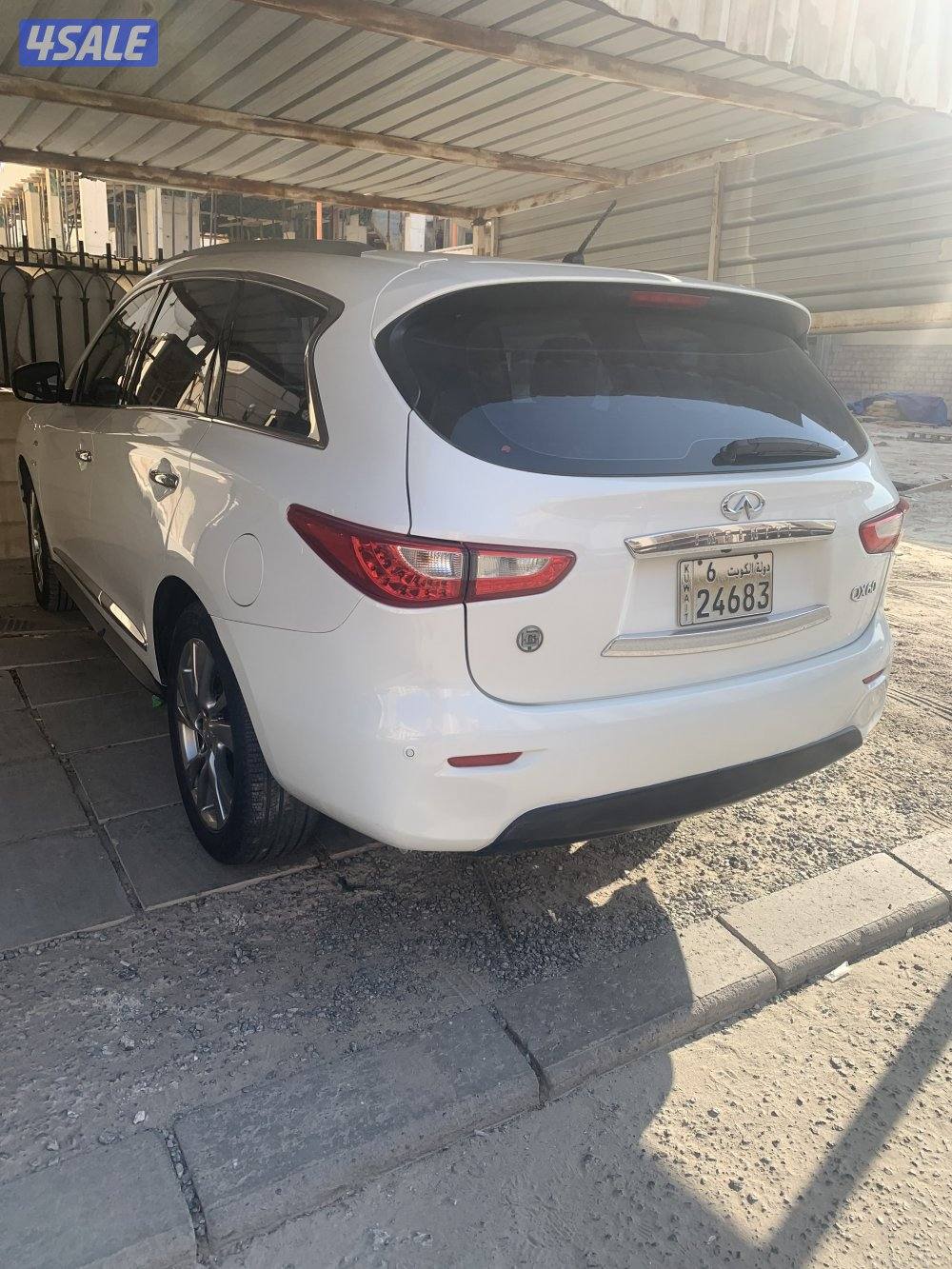 للبيع إنفينيتي QX60 كامل المواصفات ، ماشي 161,000 km فقط ، بيعة سريعة1