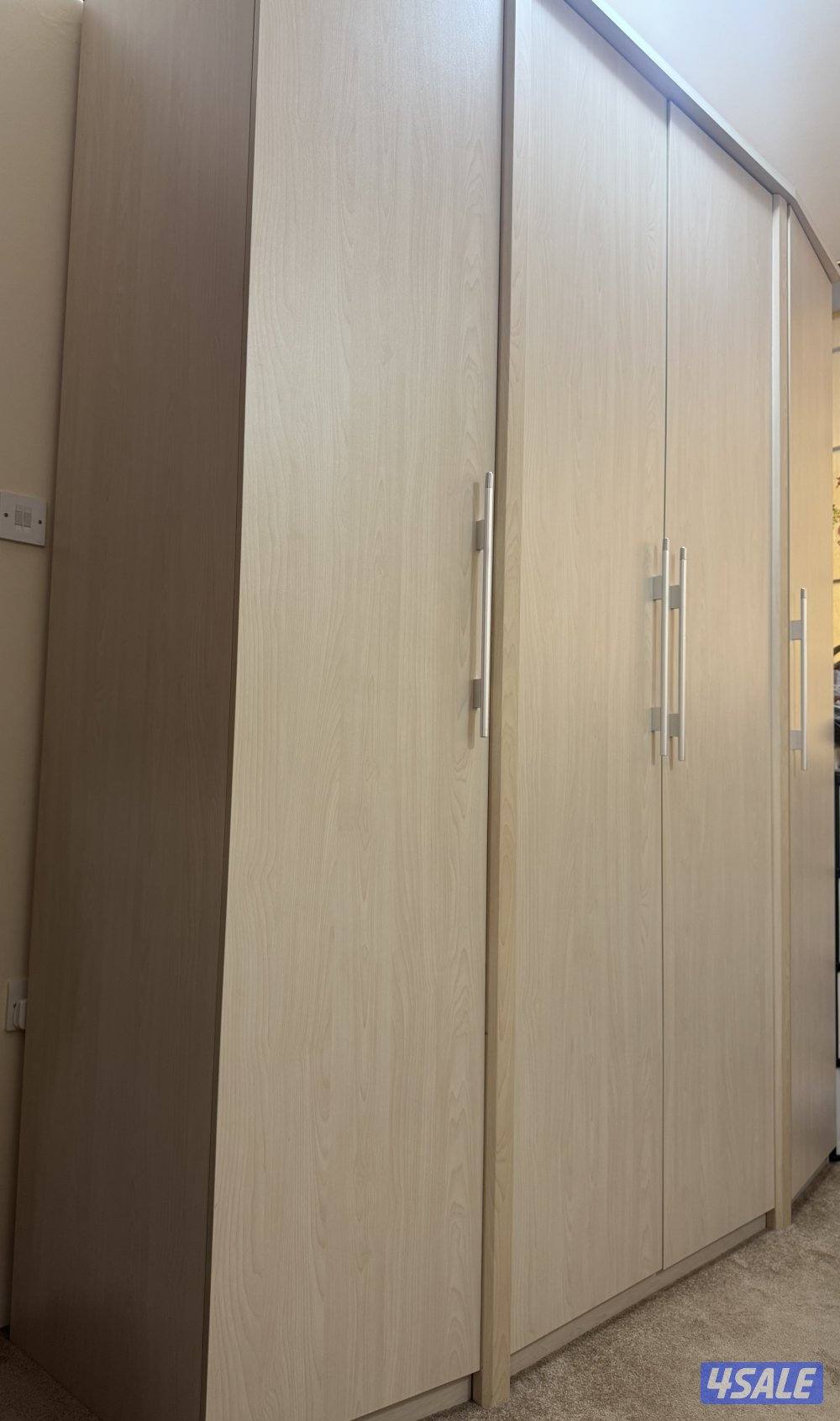 خزانة -تسريحة- ٢ وكمدينة2