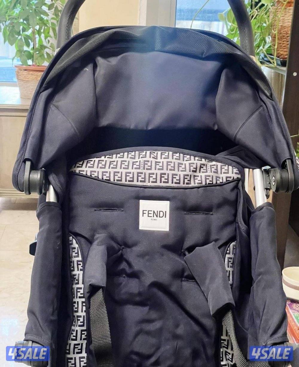 fendi baby stroller  عربانة اطفال فندي1